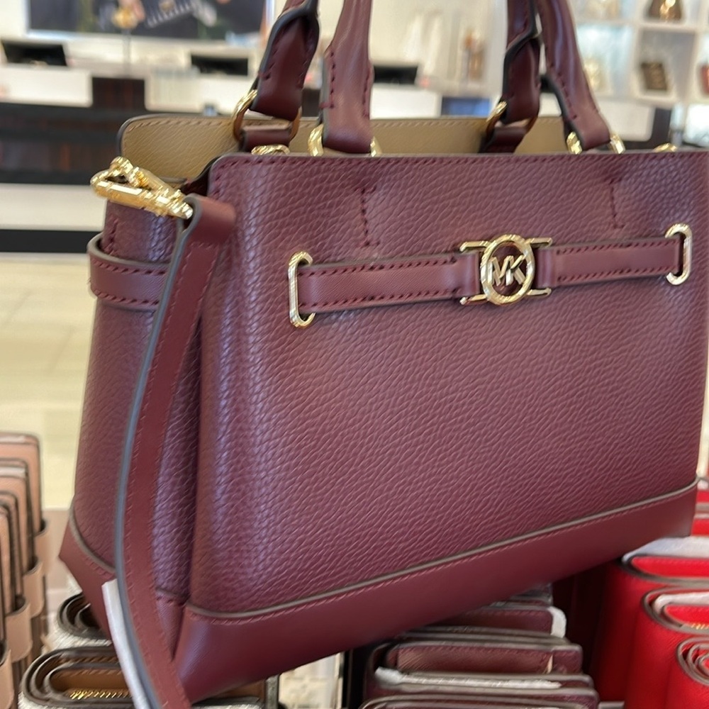 Michael Kors Reed Small Satchel Crossbody Center Zip Bag
Color: OXBLOOD
NWT